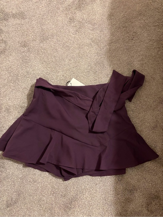 Zara Dresses & Skirts - Zara One-Shoulder Circle Skater Skirt in Plum